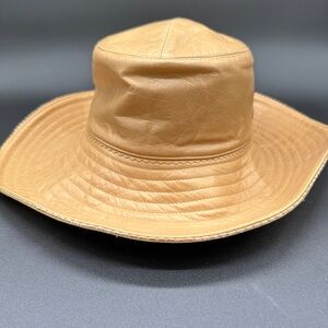 NWT Tan Helen Kaminski Leather Hat